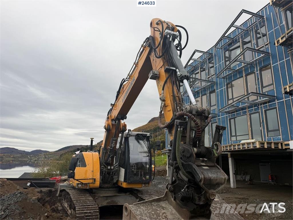 Liebherr R920 LC reduced-tail-swing excavator with GPS, 2 b Beltegraver