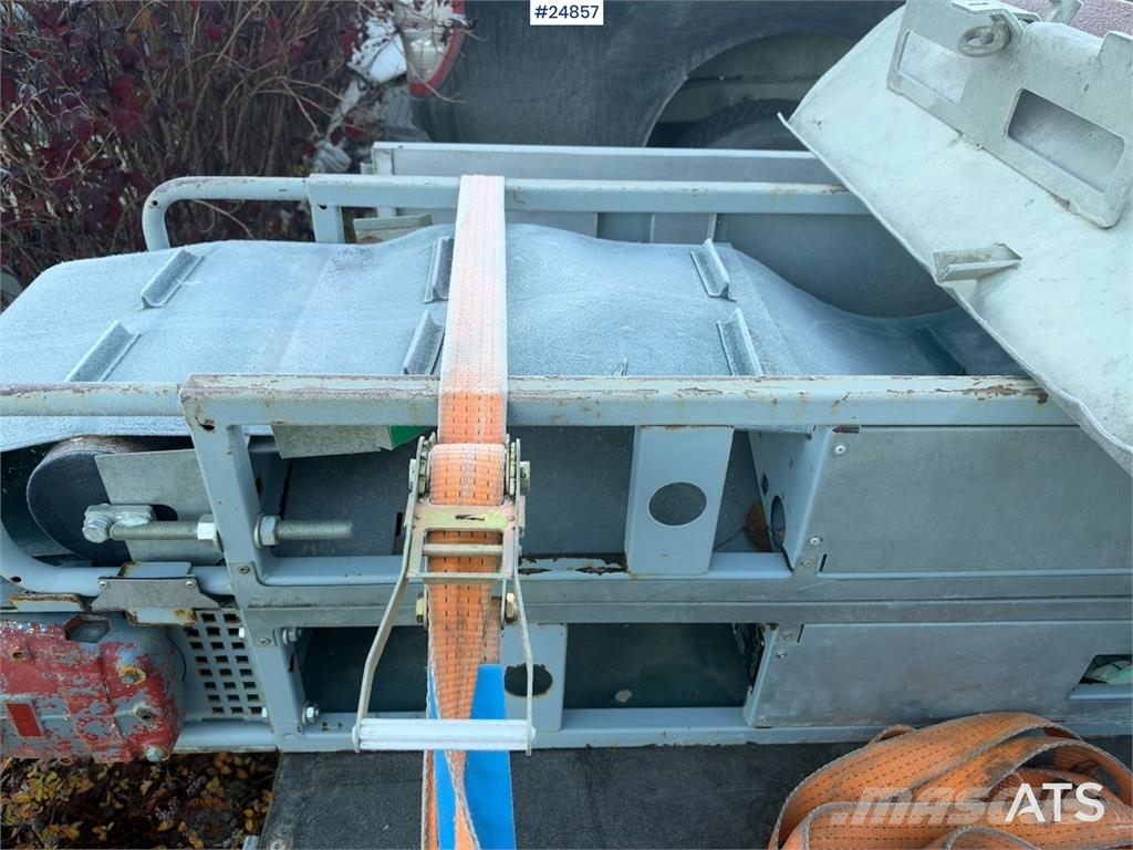 Lissmac Libelt-600 Conveyor Belt with Feed Hopper Talaj fúró