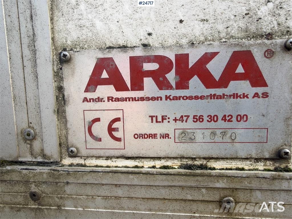 MAN LE 15.220 4x2 Box Truck with Tail Lift and Refrige Kofferaufbau