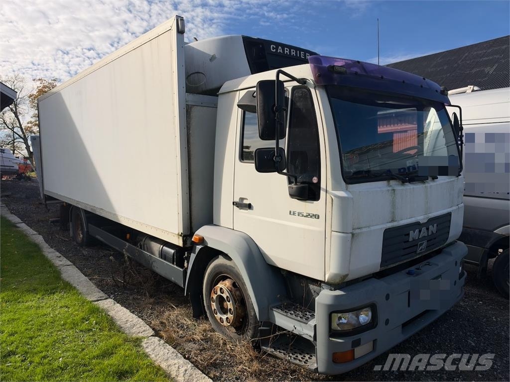 MAN LE 15.220 4x2 Box Truck with Tail Lift and Refrige Kofferaufbau
