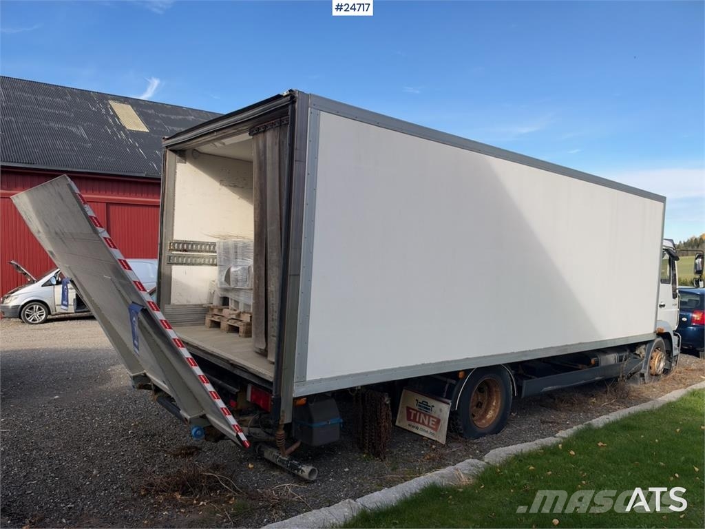 MAN LE 15.220 4x2 Box Truck with Tail Lift and Refrige Kofferaufbau