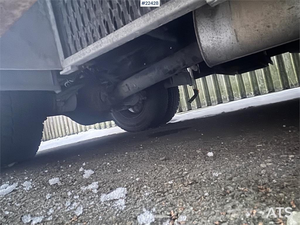 MAN LE 9.220 Box Truck – Low Mileage Caminhões baú
