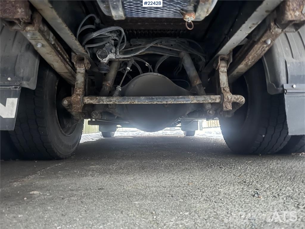 MAN LE 9.220 Box Truck – Low Mileage Caminhões baú