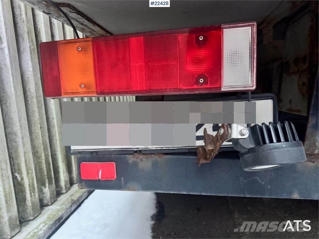 MAN LE 9.220 Box Truck – Low Mileage Caminhões baú