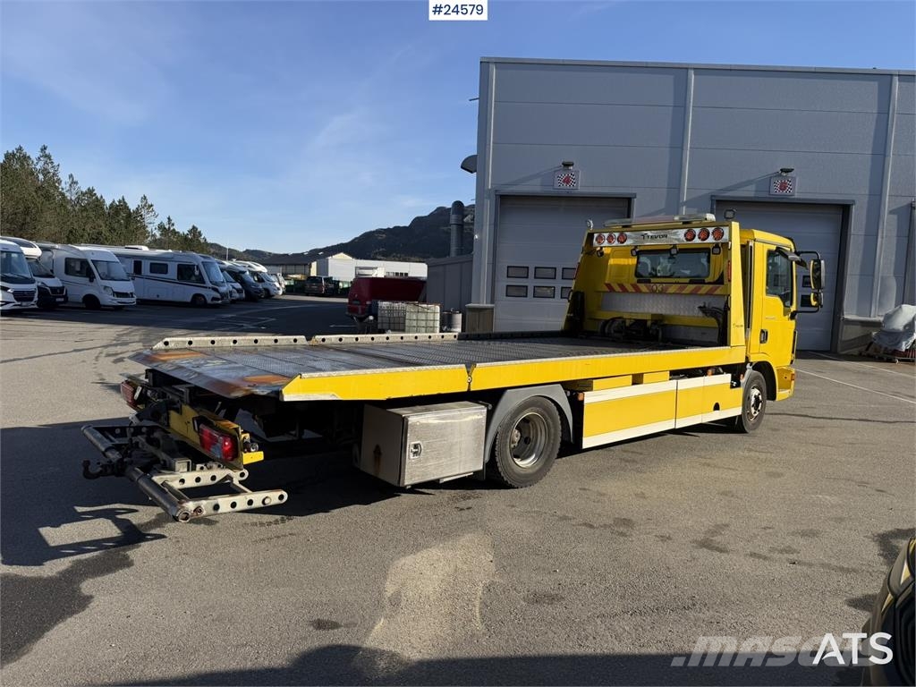 MAN TGL 12.220 Recovery truck with wheel-lift and Tevo Šleperi za vozila