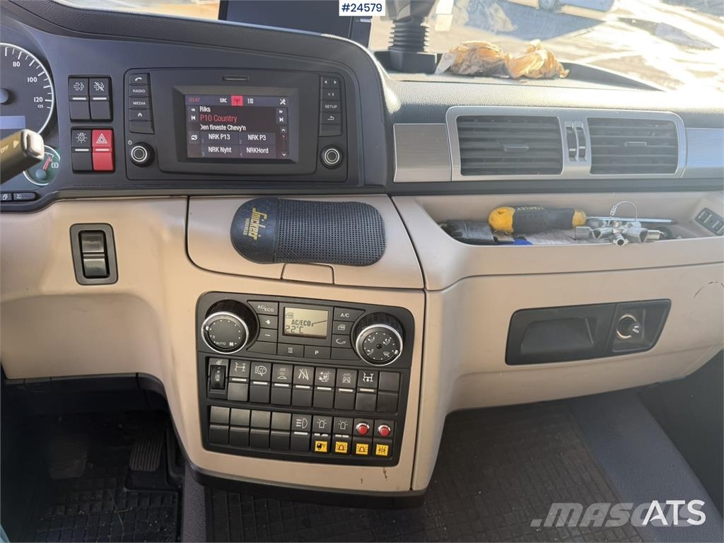 MAN TGL 12.220 Recovery truck with wheel-lift and Tevo Šleperi za vozila