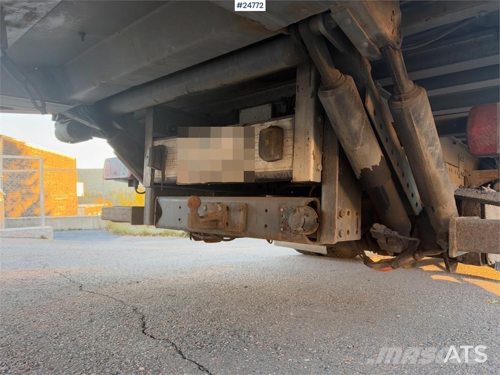 MAN TGL 12.240 4x2 Box Truck Skapbiler