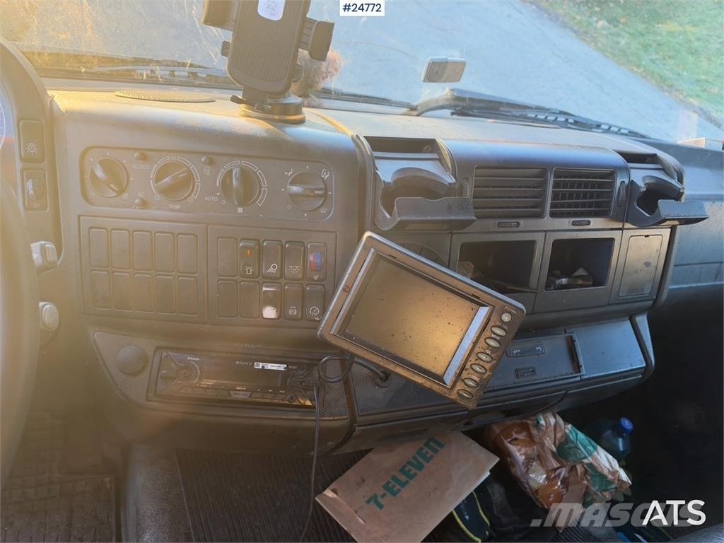 MAN TGL 12.240 4x2 Box Truck Skapbiler