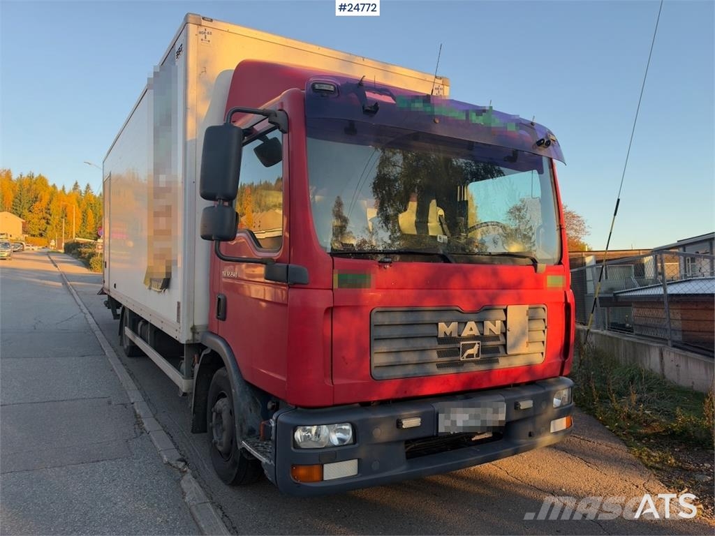 MAN TGL 12.240 4x2 Box Truck Skapbiler