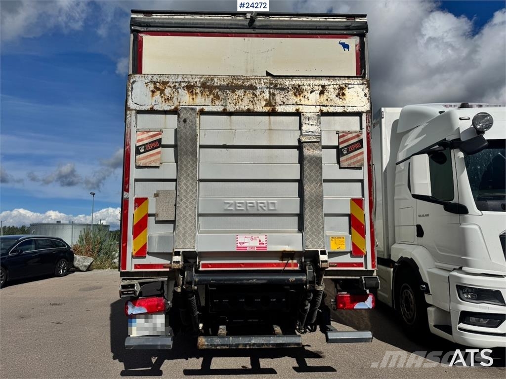 MAN TGM 18.290 4x2 Box Truck with Full Side Opening Caminhões baú