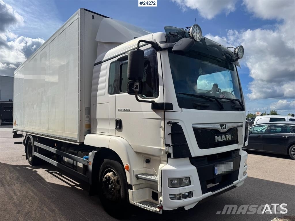MAN TGM 18.290 4x2 Box Truck with Full Side Opening Caminhões baú