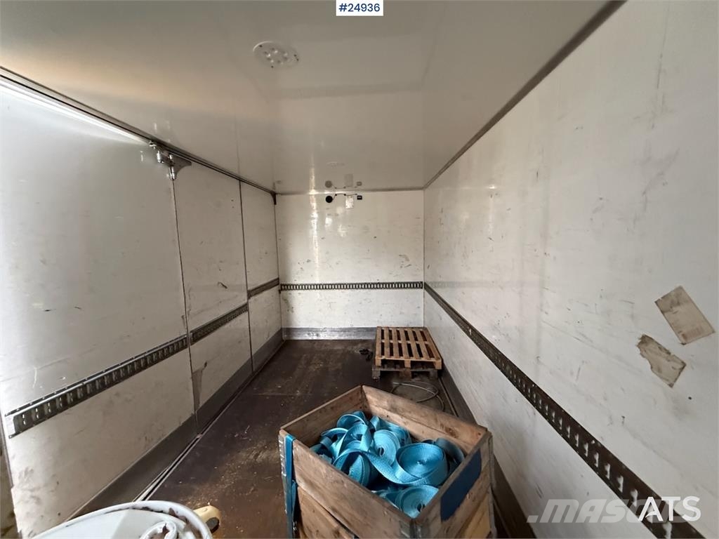 MAN TGM 18.290 – Model – Full Side Opening and Tail Li Camion cassonati