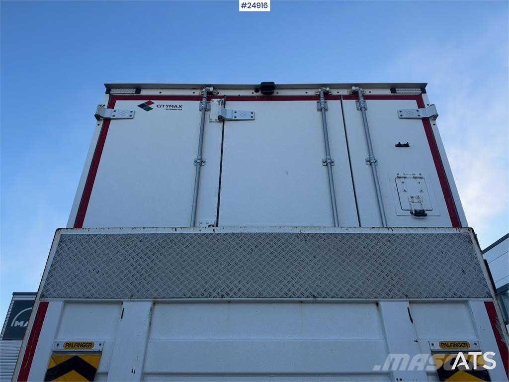 MAN TGM 18.320 4x2 Box Truck with Refrigeration/Freeze Van Body Trucks
