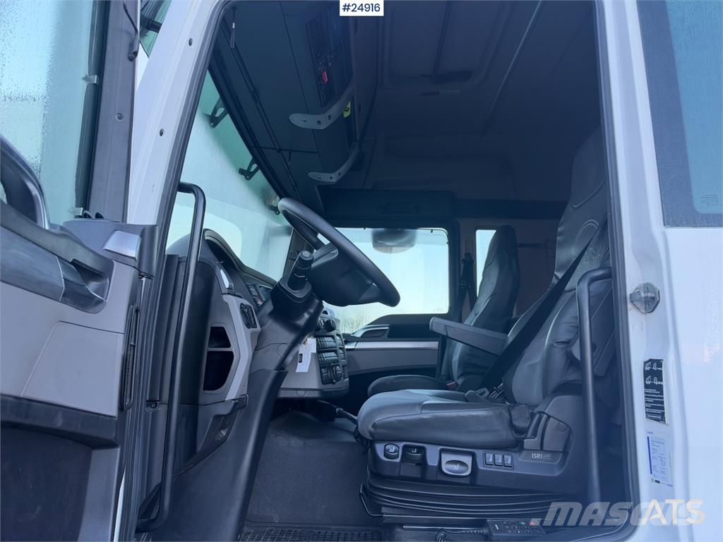 MAN TGM 18.320 4x2 Box Truck with Refrigeration/Freeze Van Body Trucks