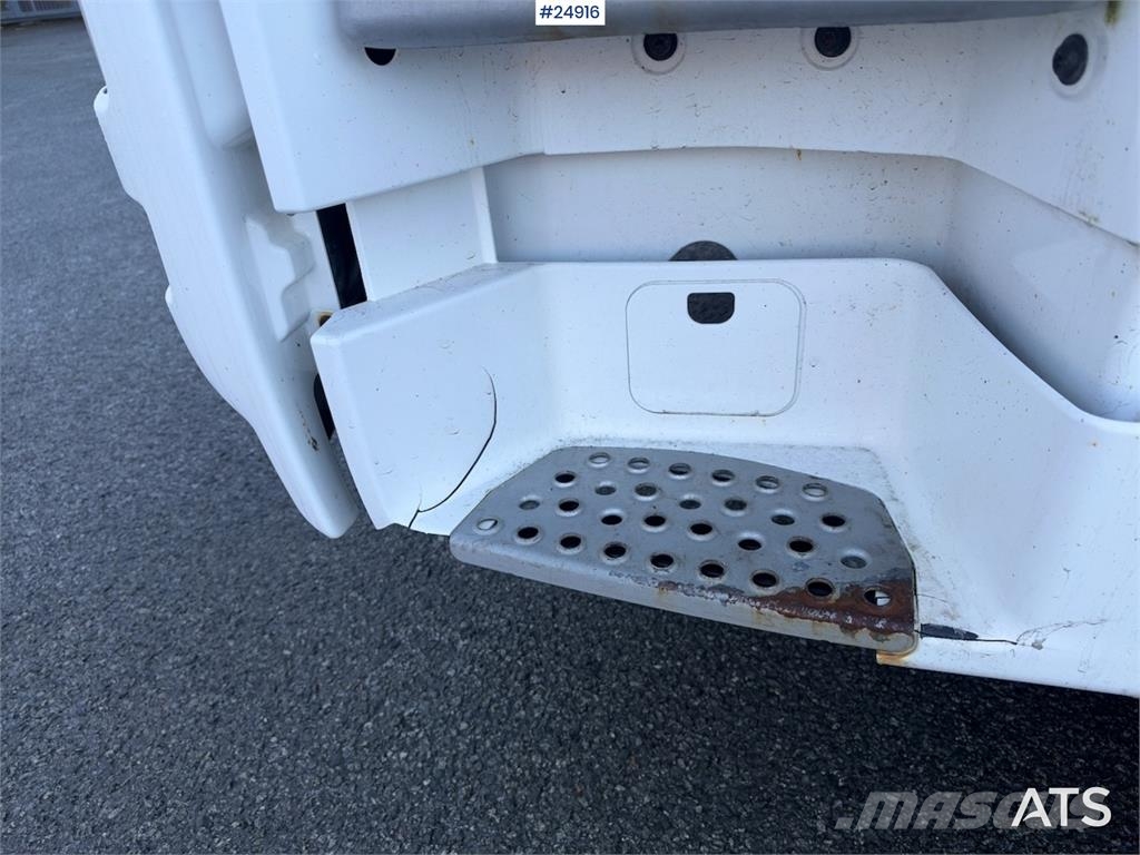 MAN TGM 18.320 4x2 Box Truck with Refrigeration/Freeze Van Body Trucks