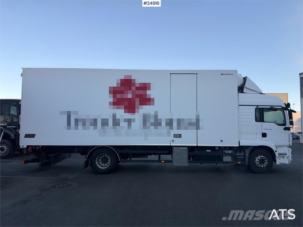 MAN TGM 18.320 4x2 Box Truck with Refrigeration/Freeze Van Body Trucks