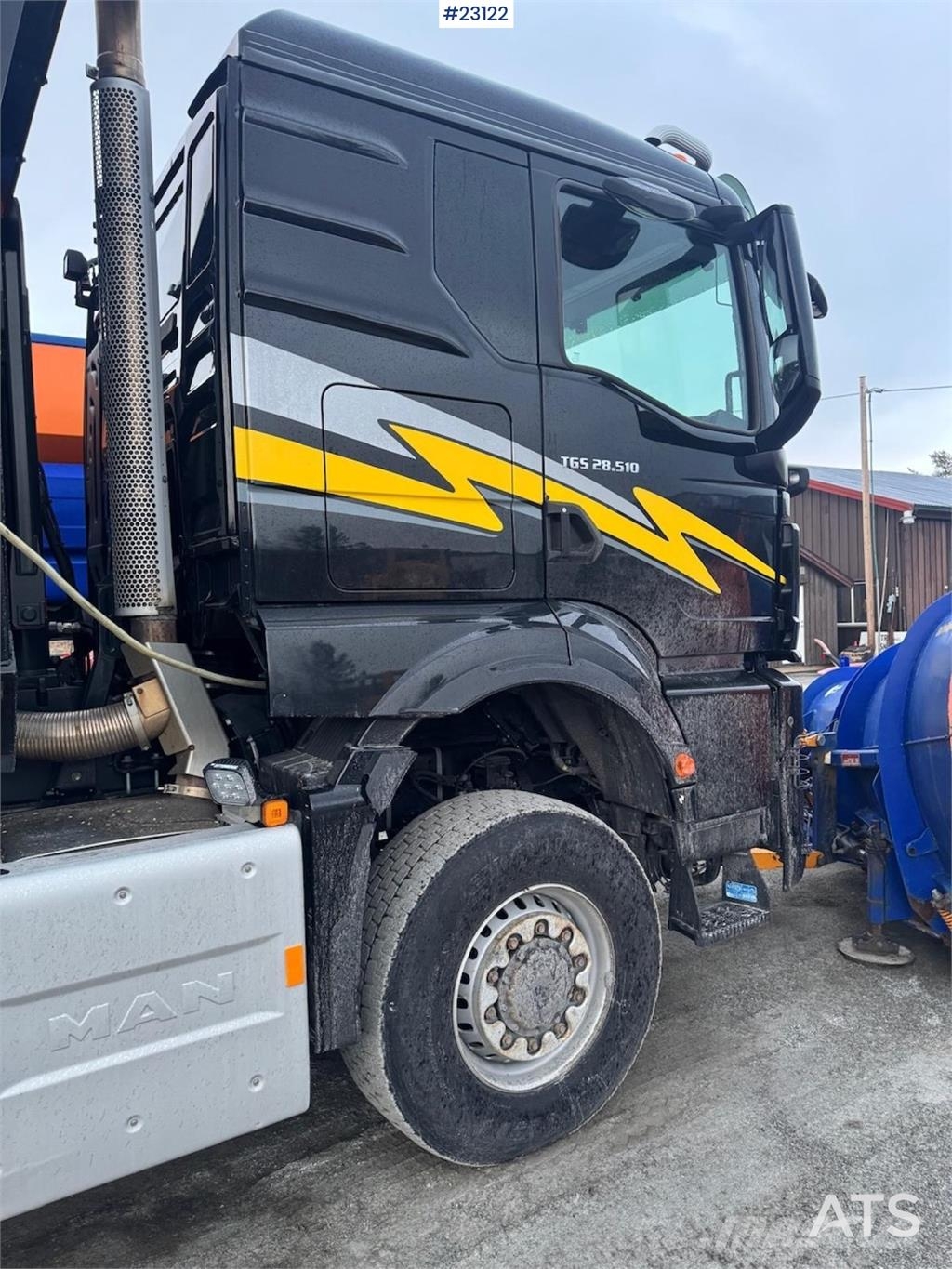 MAN TGS 28.510 4x4+2 snow plow tipper truck – underbod Самосвал