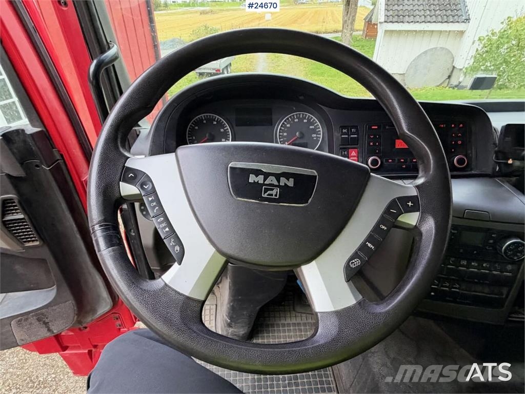 MAN TGS 33.540 6x4 Tipper truck Camion benne