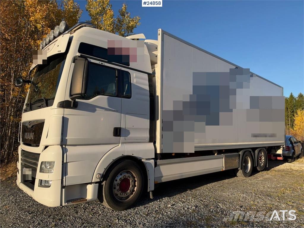 MAN TGX 25.510 6x2 Box truck - refrigeration/freezer u Camion cassonati