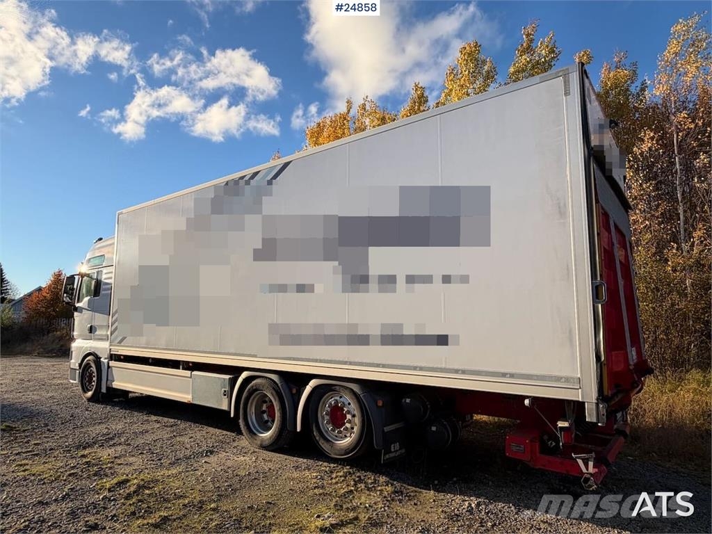 MAN TGX 25.510 6x2 Box truck - refrigeration/freezer u Camion cassonati