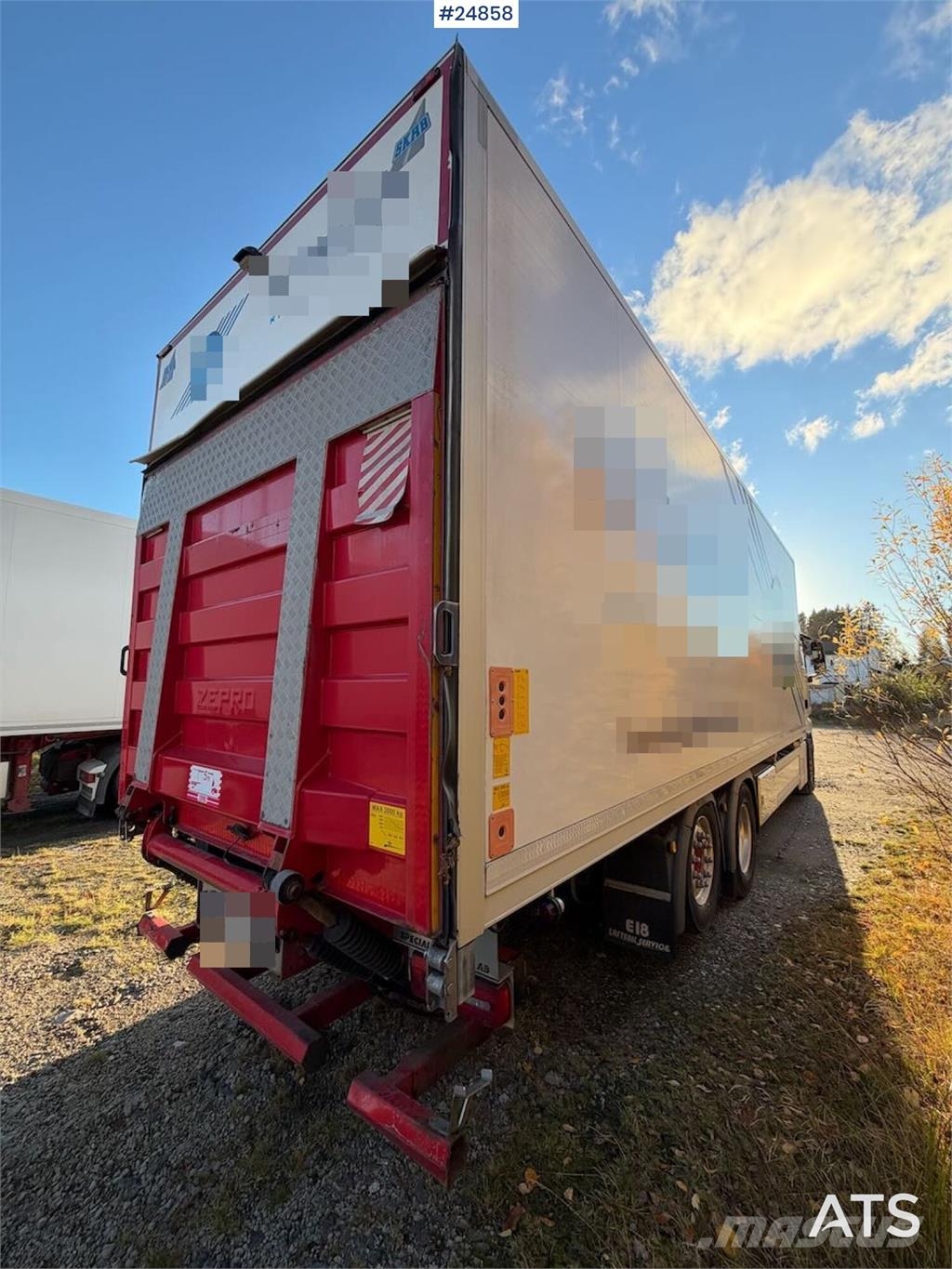 MAN TGX 25.510 6x2 Box truck - refrigeration/freezer u Camion cassonati