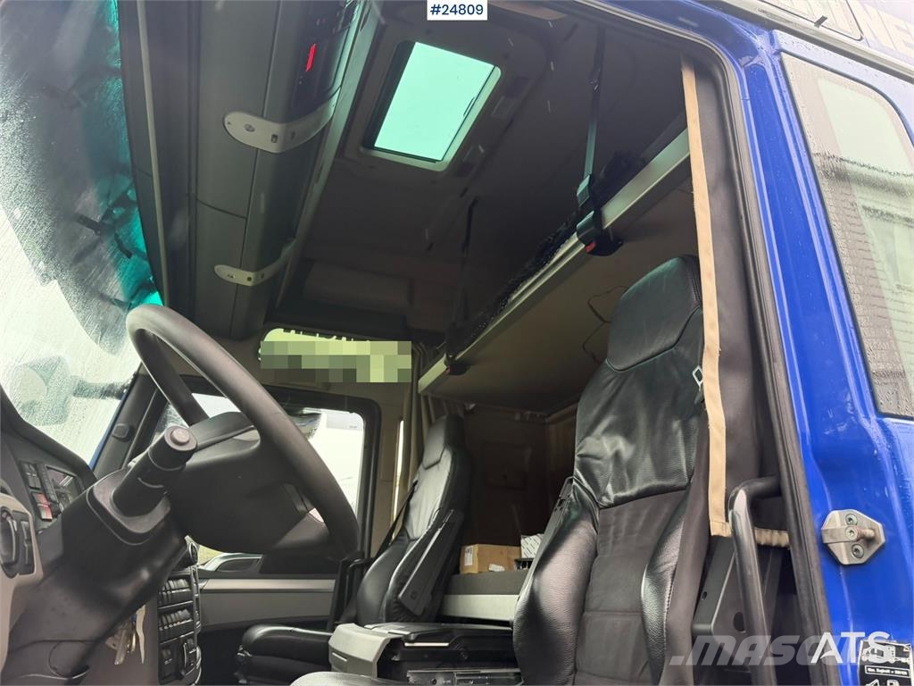 MAN TGX 26.580 6x2 Crane Truck with HMF 25.6 tm Crane Crane trucks