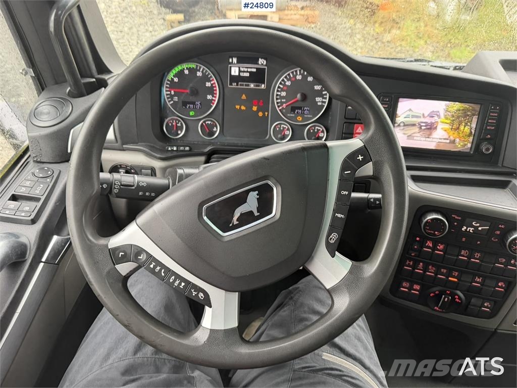 MAN TGX 26.580 6x2 Crane Truck with HMF 25.6 tm Crane Crane trucks