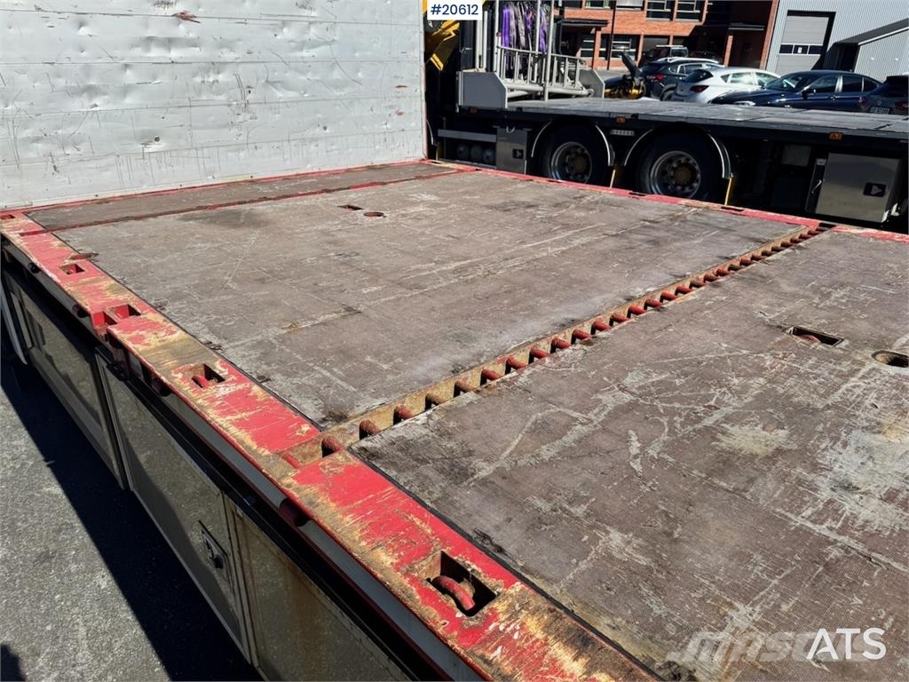 MAN TGX 580 Flatbed truck. Caminhões de mesa/dropside