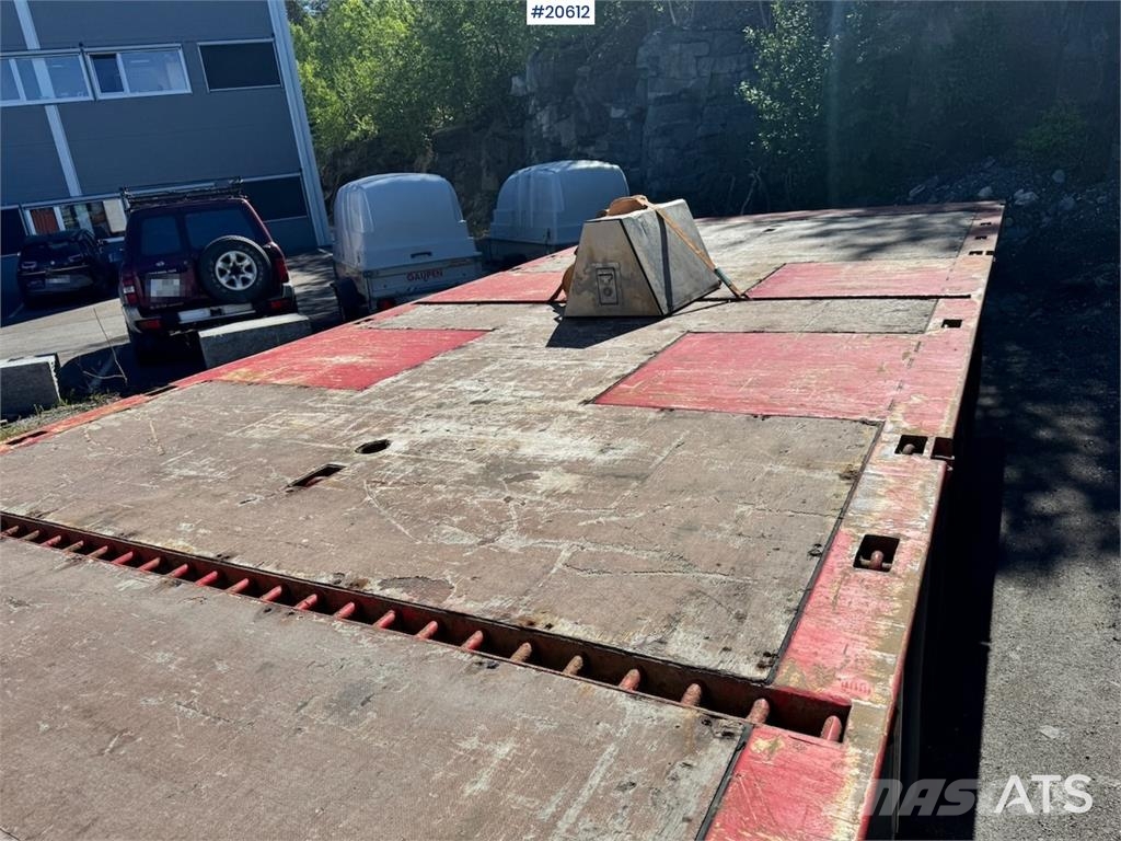 MAN TGX 580 Flatbed truck. Caminhões de mesa/dropside