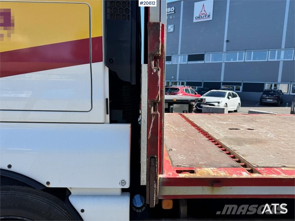 MAN TGX 580 Flatbed truck. Caminhões de mesa/dropside