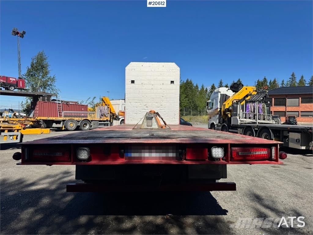 MAN TGX 580 Flatbed truck. Caminhões de mesa/dropside