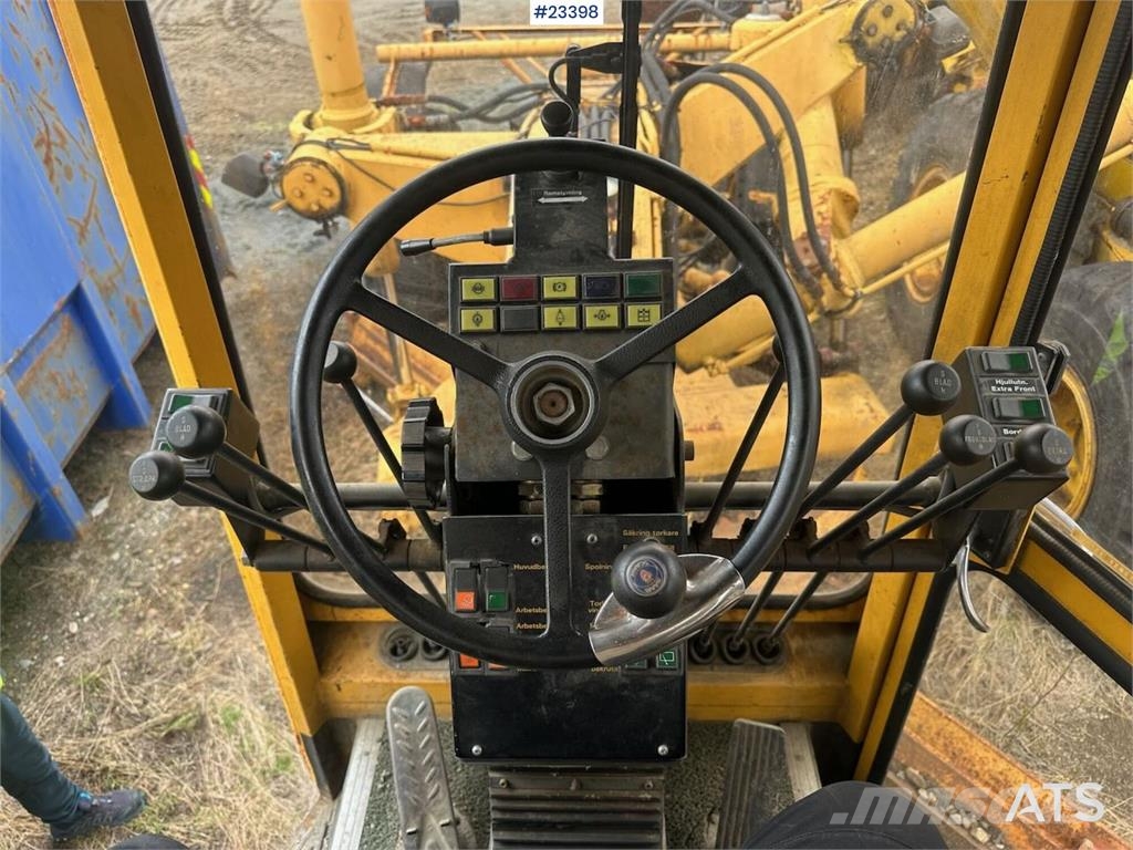 Mattsson MPAB 6x6 grader w/ blades and 2 extra for tires Niveladoras