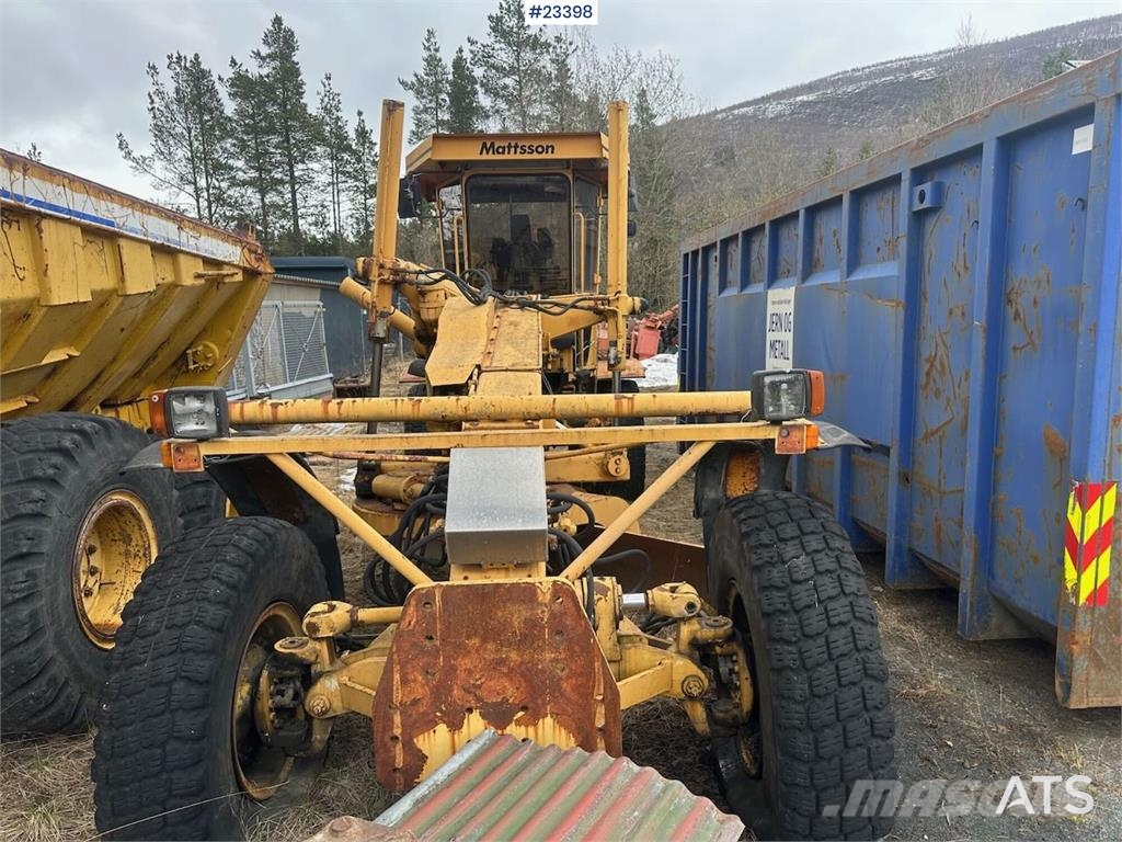 Mattsson MPAB 6x6 grader w/ blades and 2 extra for tires Niveladoras