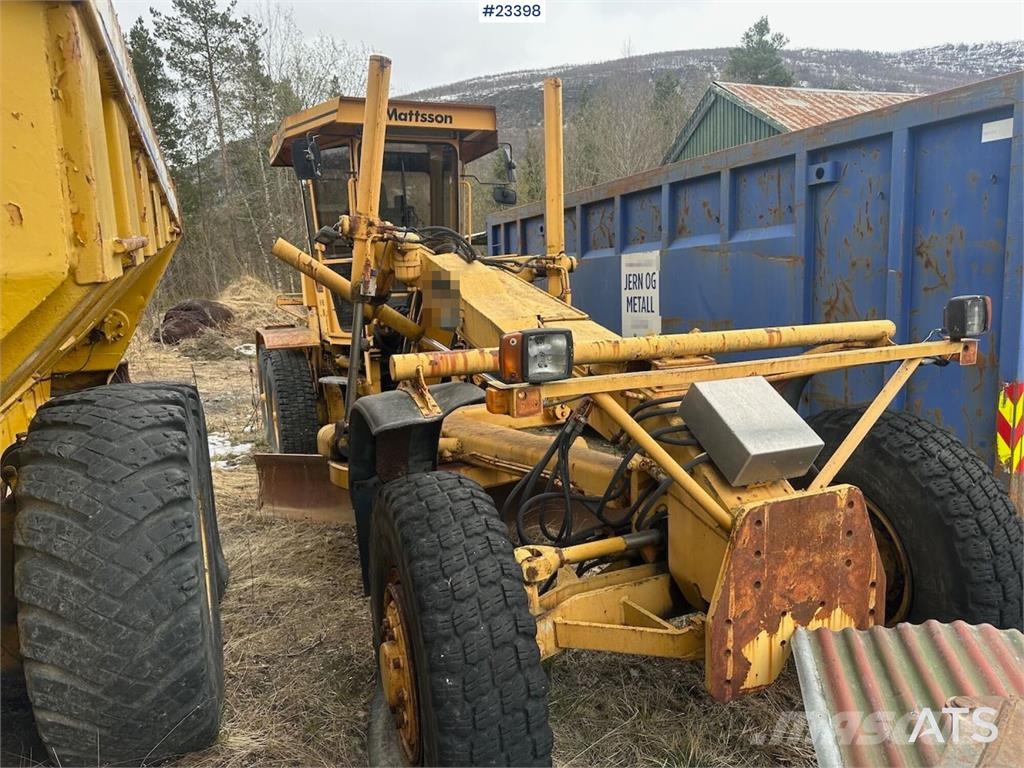 Mattsson MPAB 6x6 grader w/ blades and 2 extra for tires Niveladoras