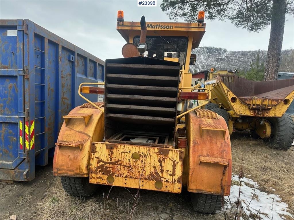 Mattsson MPAB 6x6 grader w/ blades and 2 extra for tires Niveladoras