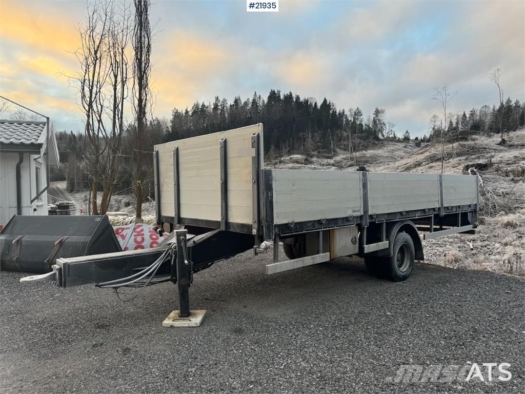 Maur 1-Axle Trailer Reboques estrado/caixa aberta