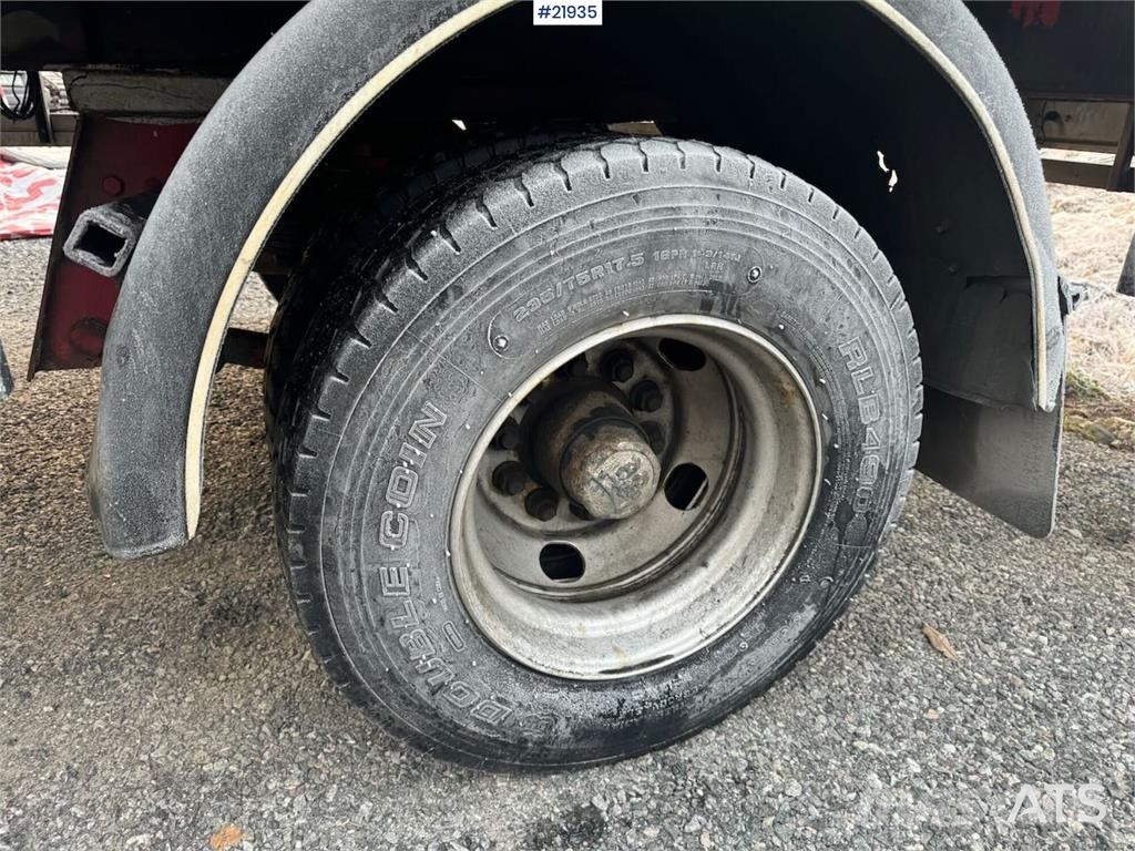 Maur 1-Axle Trailer Reboques estrado/caixa aberta