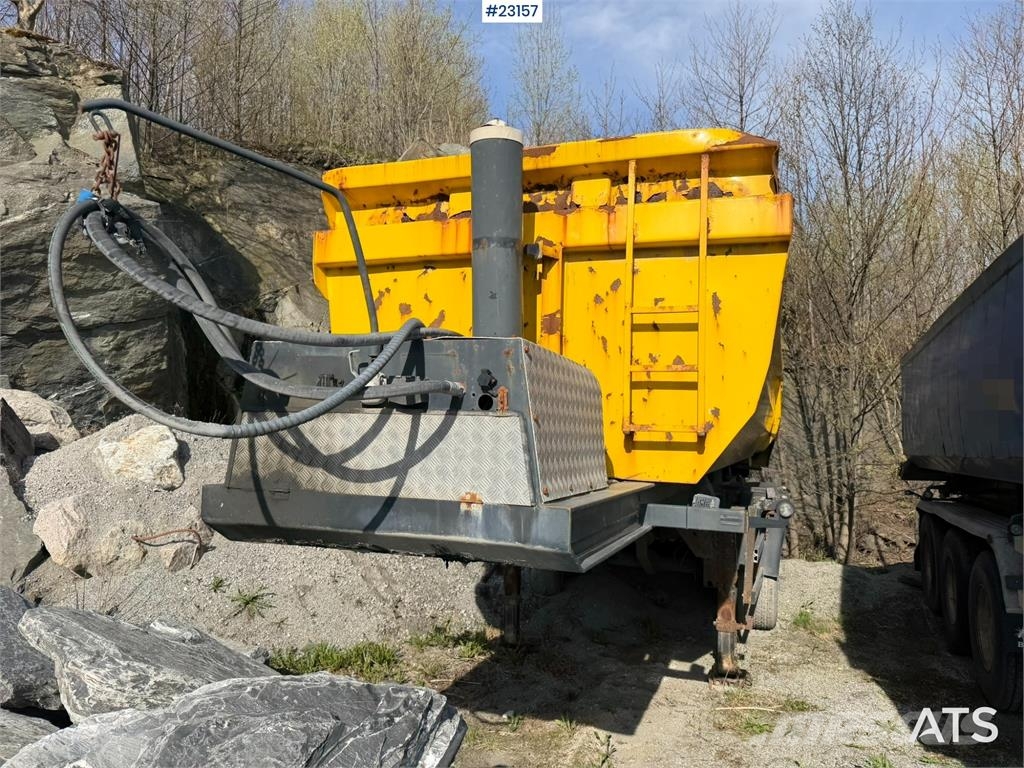 Maur Bilpåbygg 3-axle tipping semi-trailer for sale as a repair o Andre anhængere