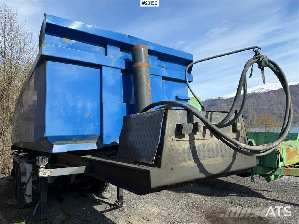 Maur Bilpåbygg 3 axles and tipping semi-trailer for sale as a rep Andre anhængere