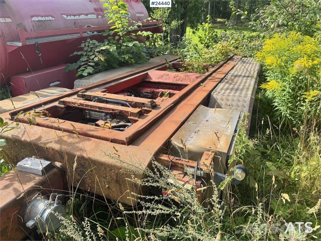 Maur Hooklift Trailer with Tipping Function 翻斗拖车