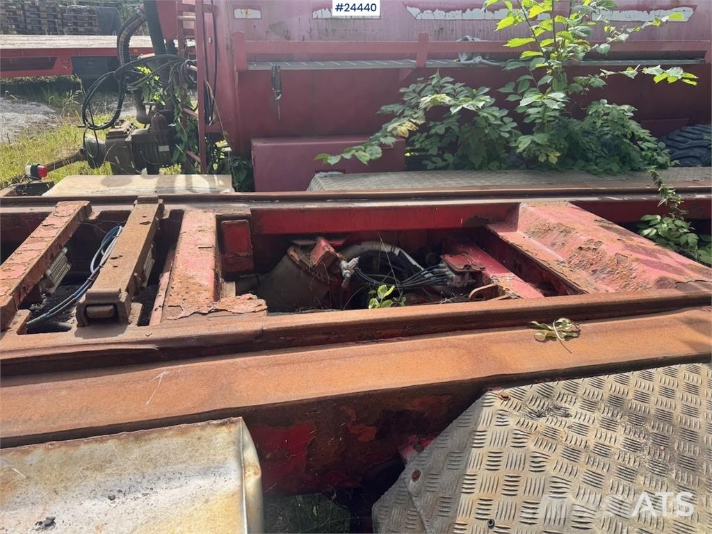 Maur Hooklift Trailer with Tipping Function 翻斗拖车