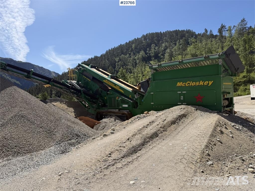 McCloskey S80 screening plant with Svedala Arbrå cone crushe غرابيل