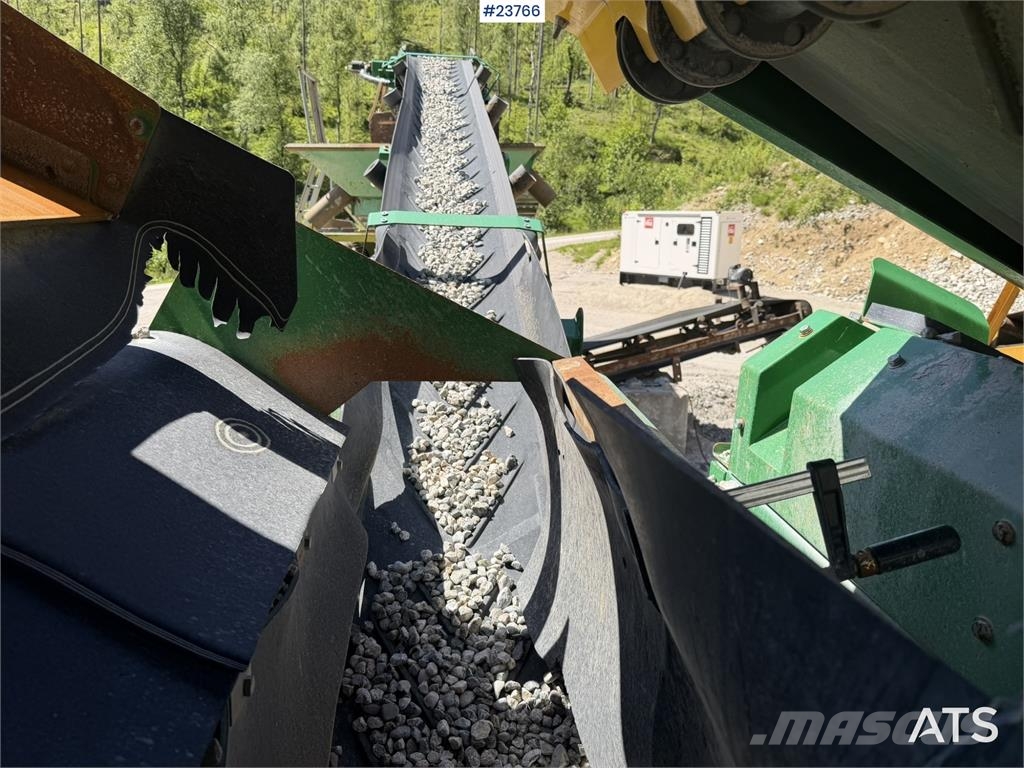 McCloskey S80 screening plant with Svedala Arbrå cone crushe غرابيل
