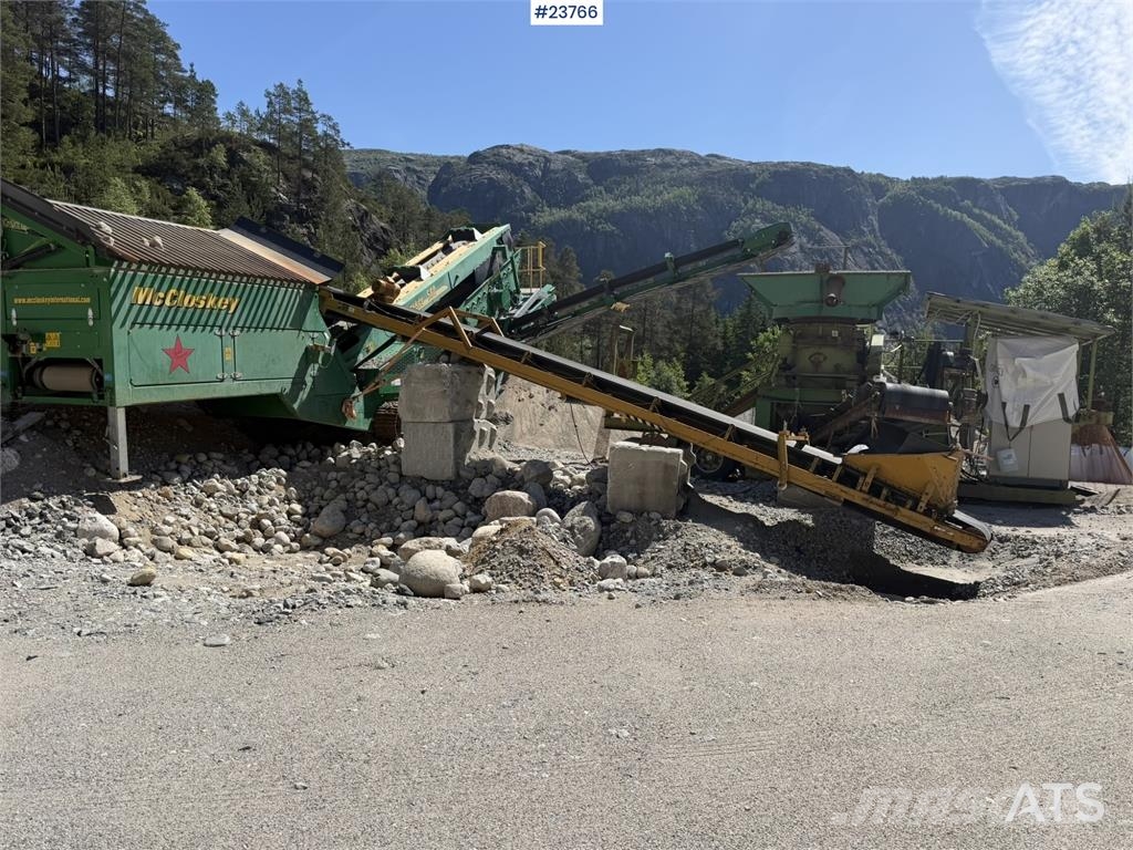McCloskey S80 screening plant with Svedala Arbrå cone crushe غرابيل