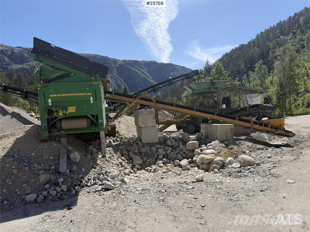McCloskey S80 screening plant with Svedala Arbrå cone crushe غرابيل