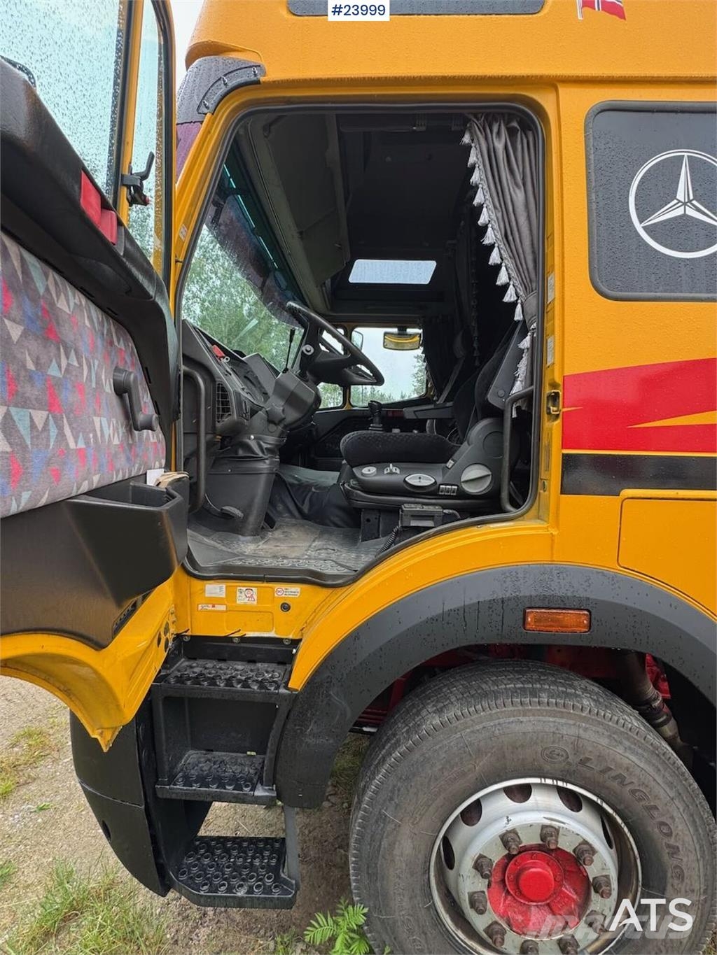 Mercedes-Benz 1838 وحدات الجر