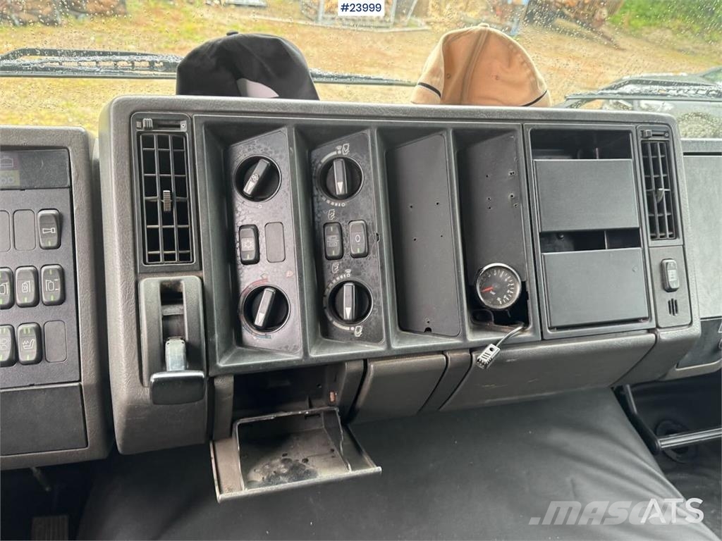 Mercedes-Benz 1838 وحدات الجر