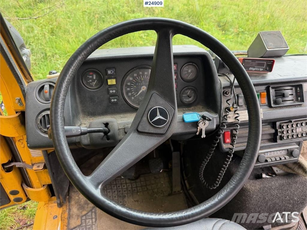 Mercedes-Benz 409 D planbil Platformas/izkraušana no sāniem