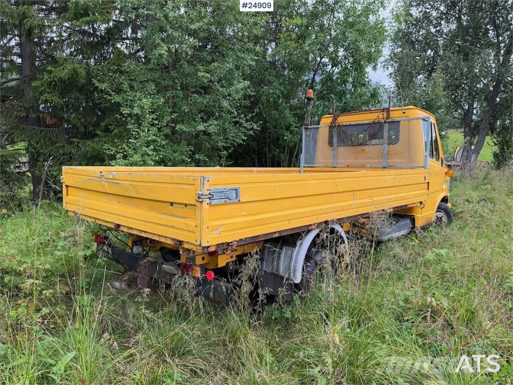 Mercedes-Benz 409 D planbil Platformas/izkraušana no sāniem