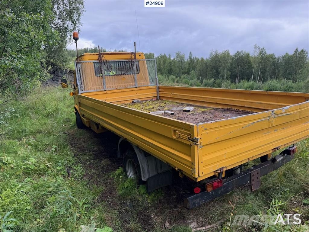 Mercedes-Benz 409 D planbil Platformas/izkraušana no sāniem